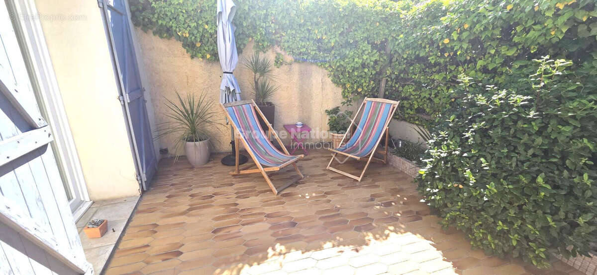 COUP DE COEUR AU ROVE pour cette jolie maison de ville de type 3/4 de 110 m² avec terrasse !!! - photo 17