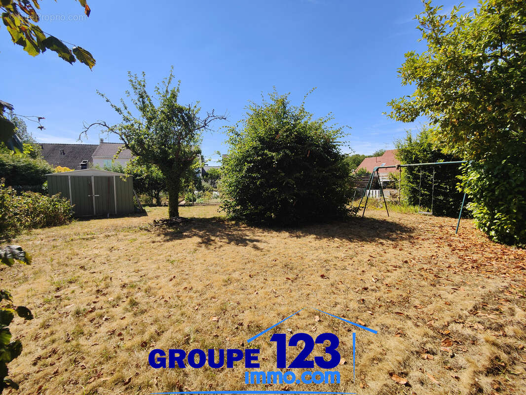 Pavillon familial sur sous-sol complet avec jardin   Cheny - photo 8
