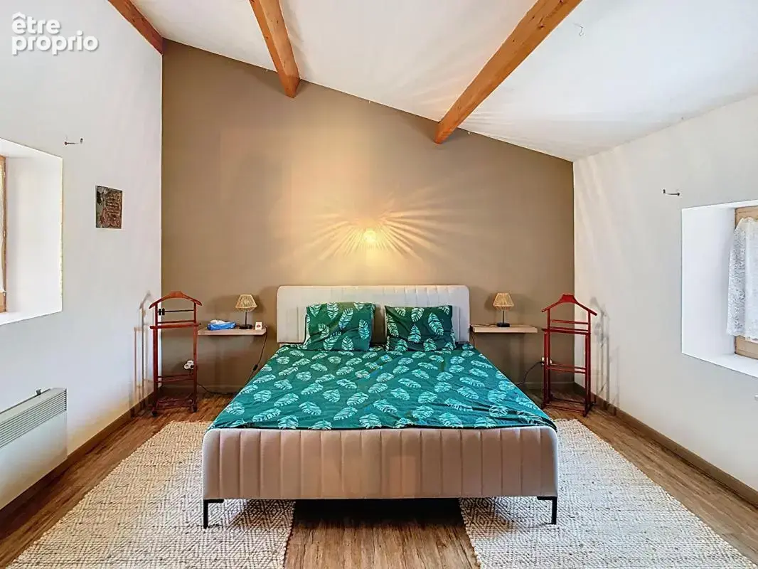 Maison en pierre avec belle vue - photo 9