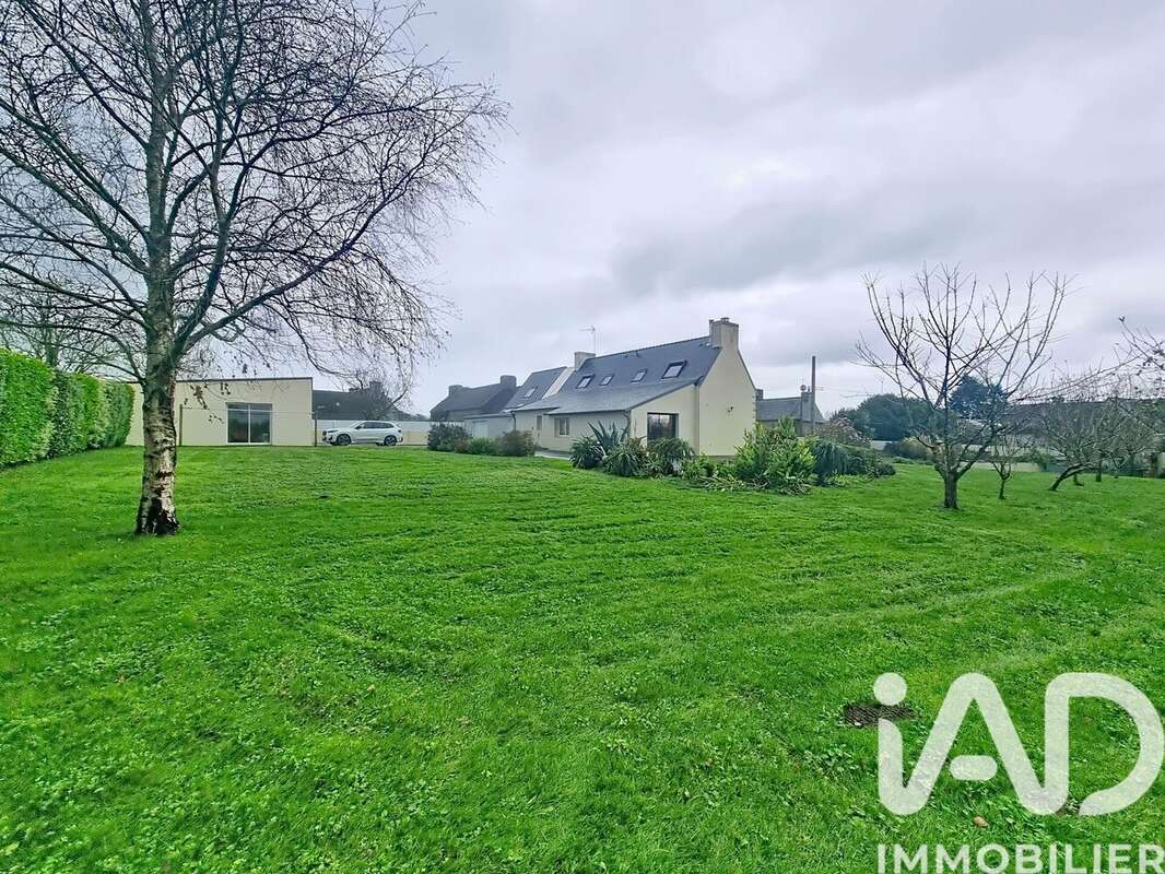 Photo 3 - Maison à POULDREUZIC