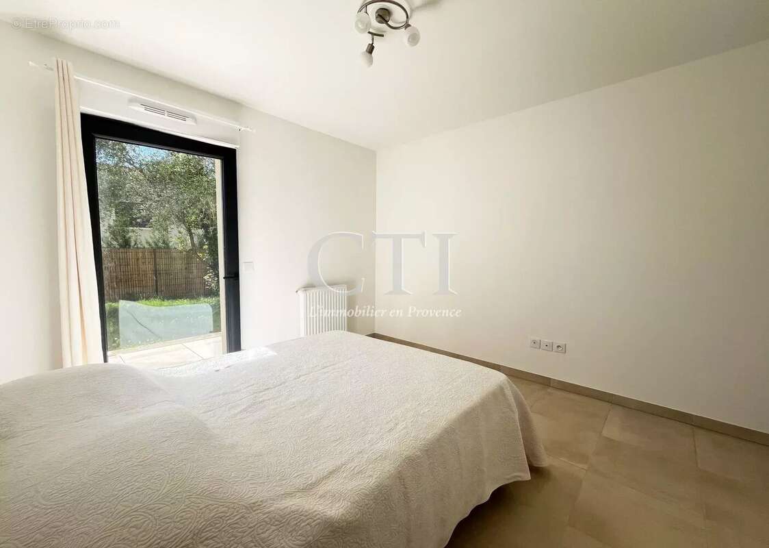 Appartement à VAISON-LA-ROMAINE