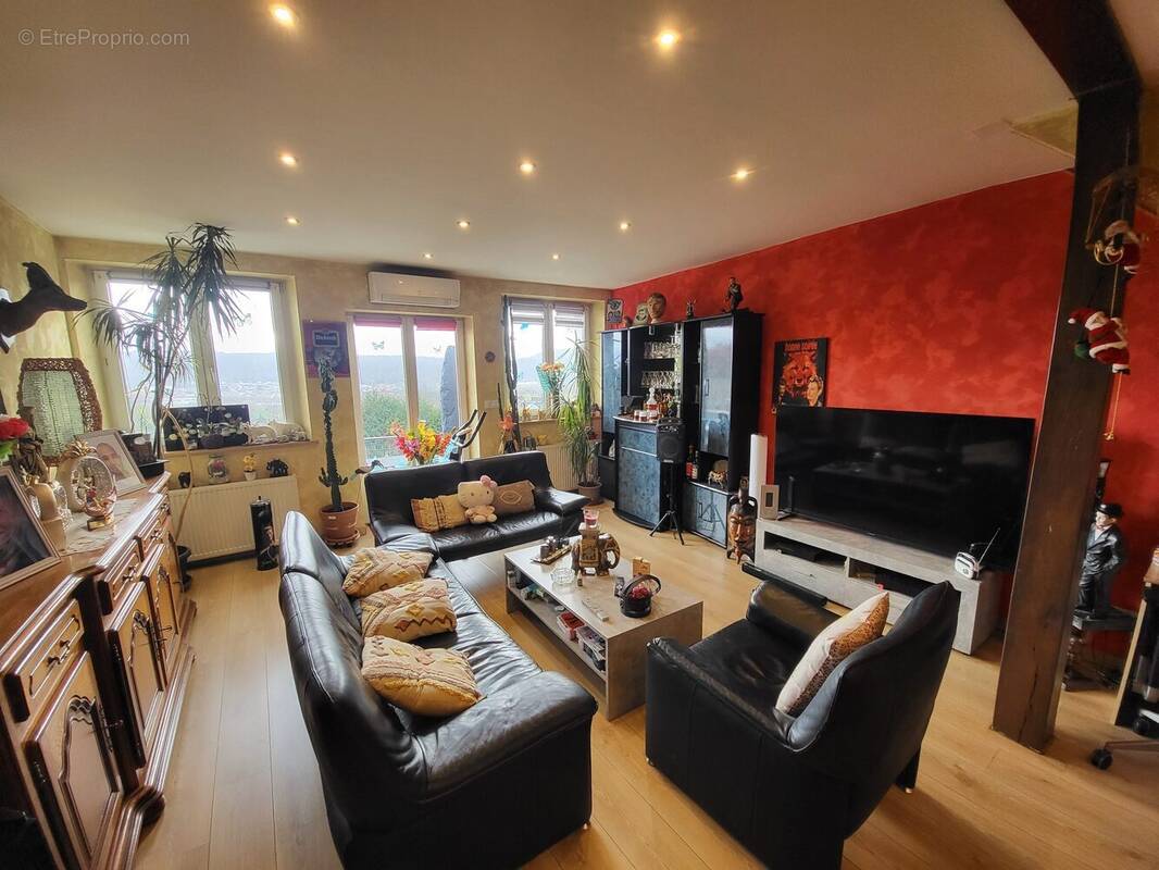 Maison à MONT-SAINT-MARTIN