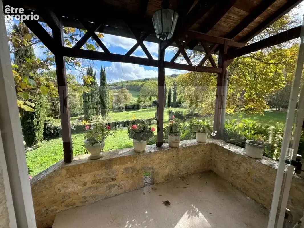 Propriété de caractère avec manoir, maison d’amis, piscine intérieure et 9,8 hectares de terrain, proche Puy-l’Evêque. - photo 28
