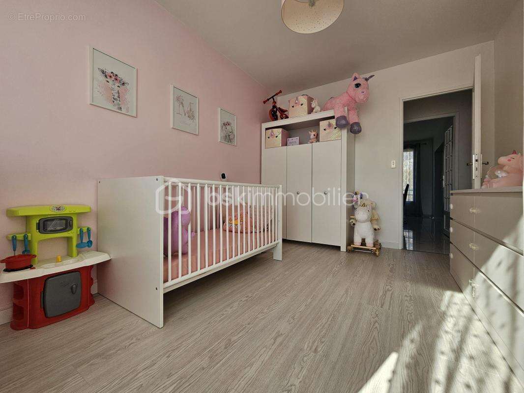 Appartement à LE PONT-DE-CLAIX