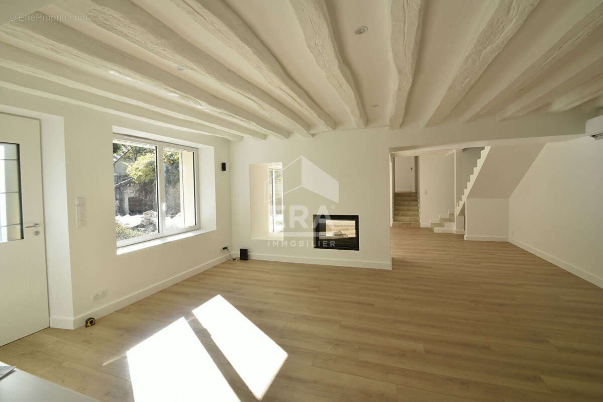 Maison à VILLIERS-SAINT-FREDERIC