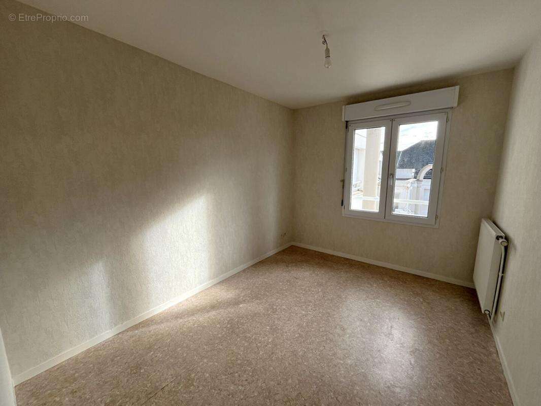 Angers - T4 en duplex avec parking - photo 9