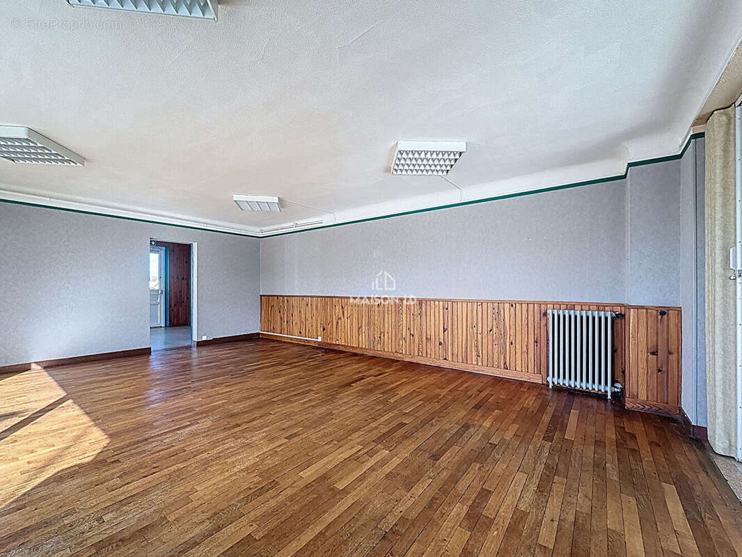 Maison à PONT-HEBERT