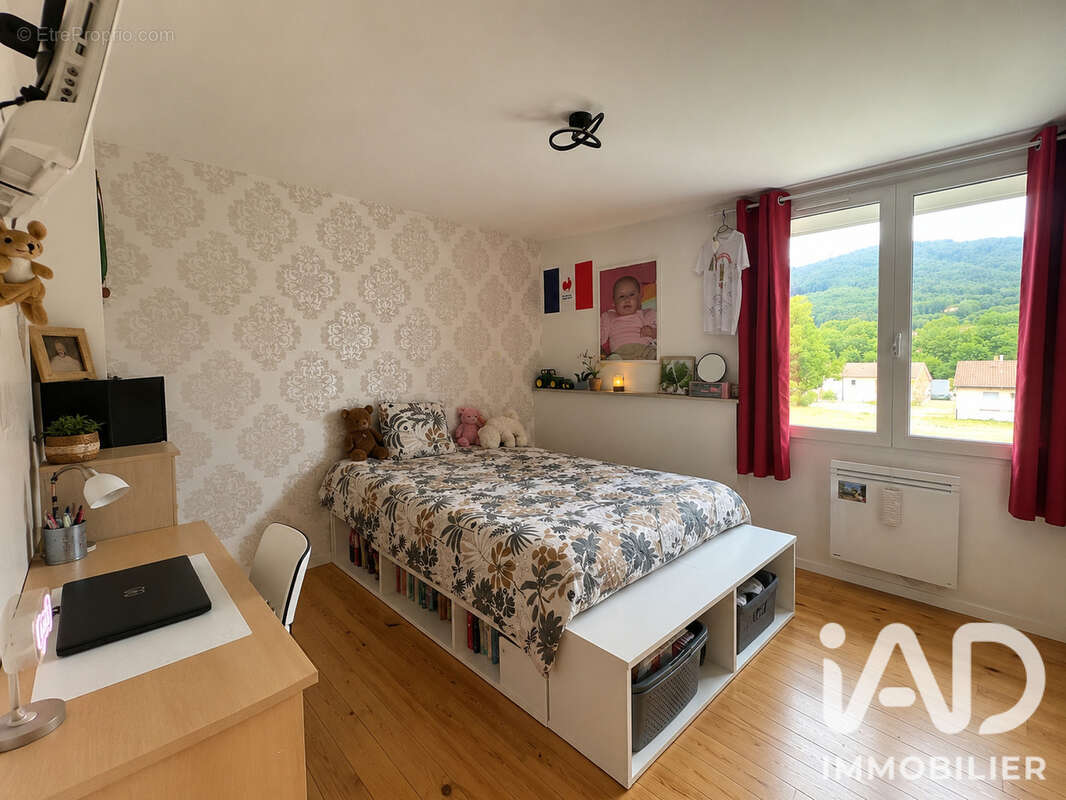 Maison 122 m² à Saint-Diery  - photo 7