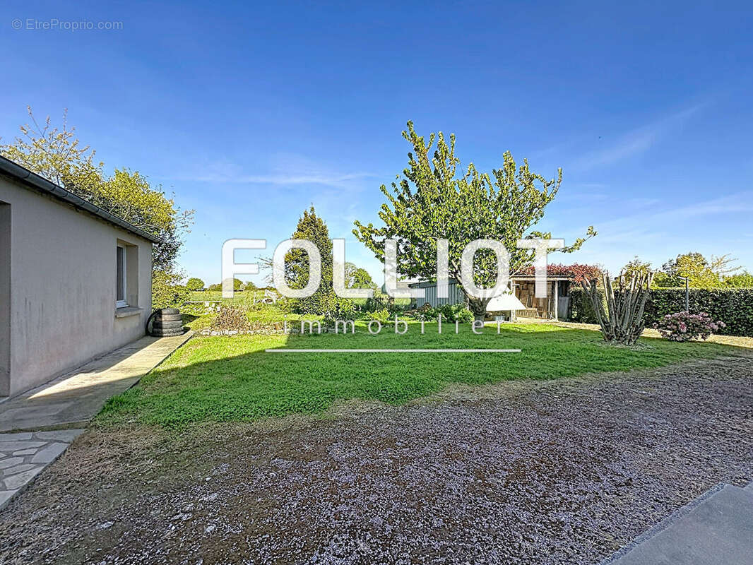 Maison à SAINT-AUBIN-DES-PREAUX