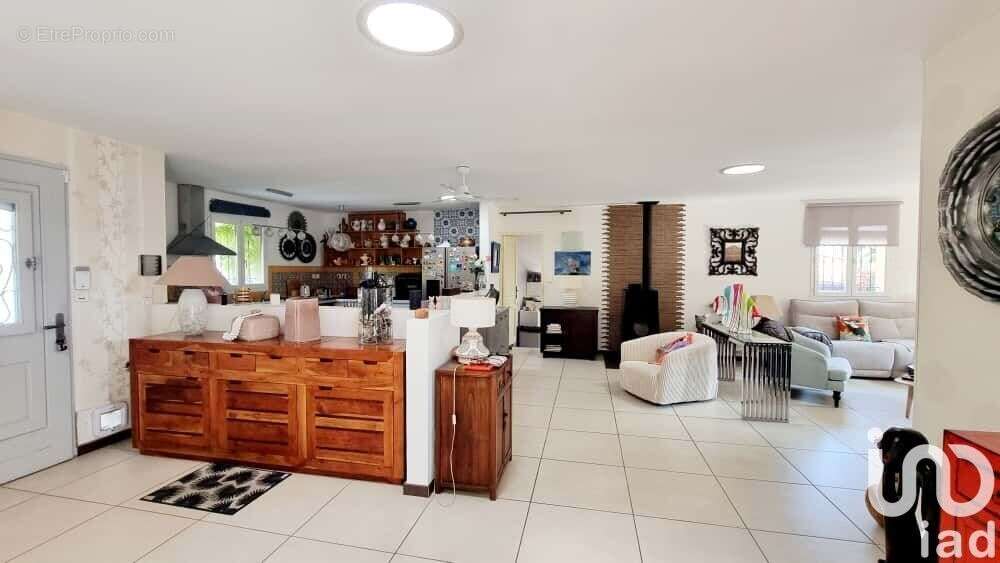 Photo 7 - Maison à SAINT-MAXIMIN-LA-SAINTE-BAUME