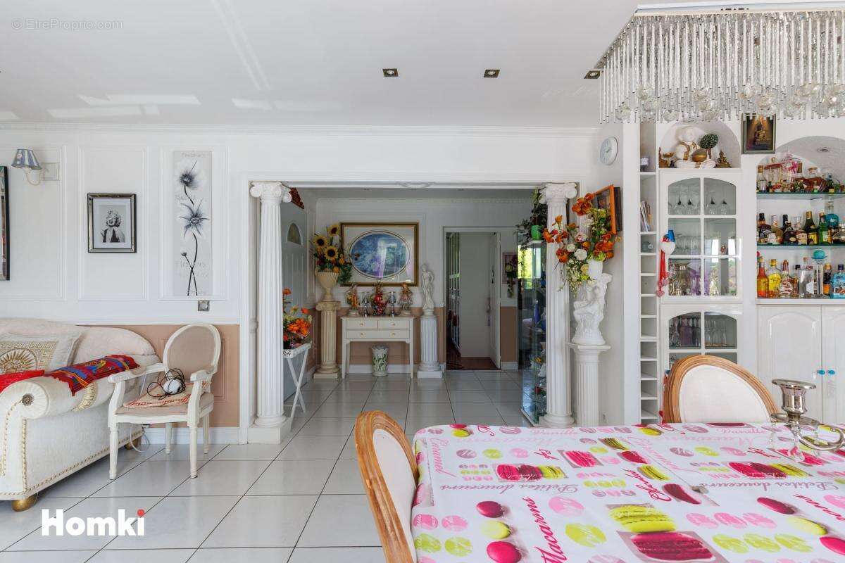 Appartement à SAINT-SYMPHORIEN-D'OZON