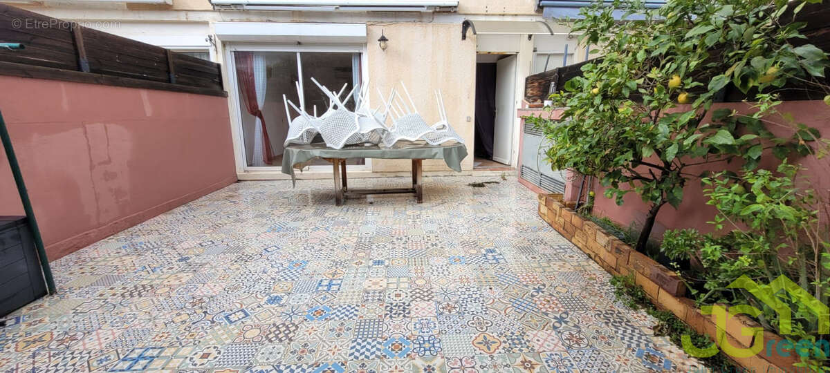 Appartement à LE LAVANDOU
