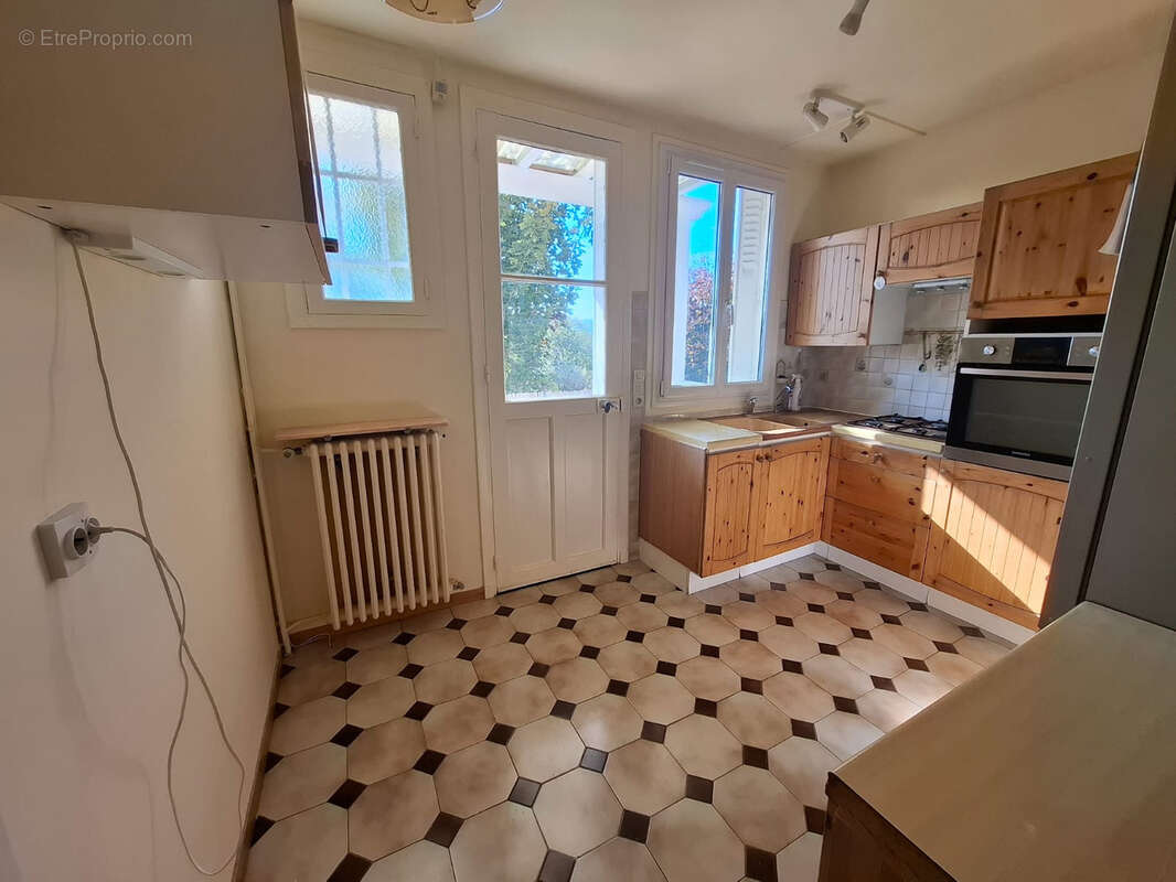 Maison à COULOMMIERS