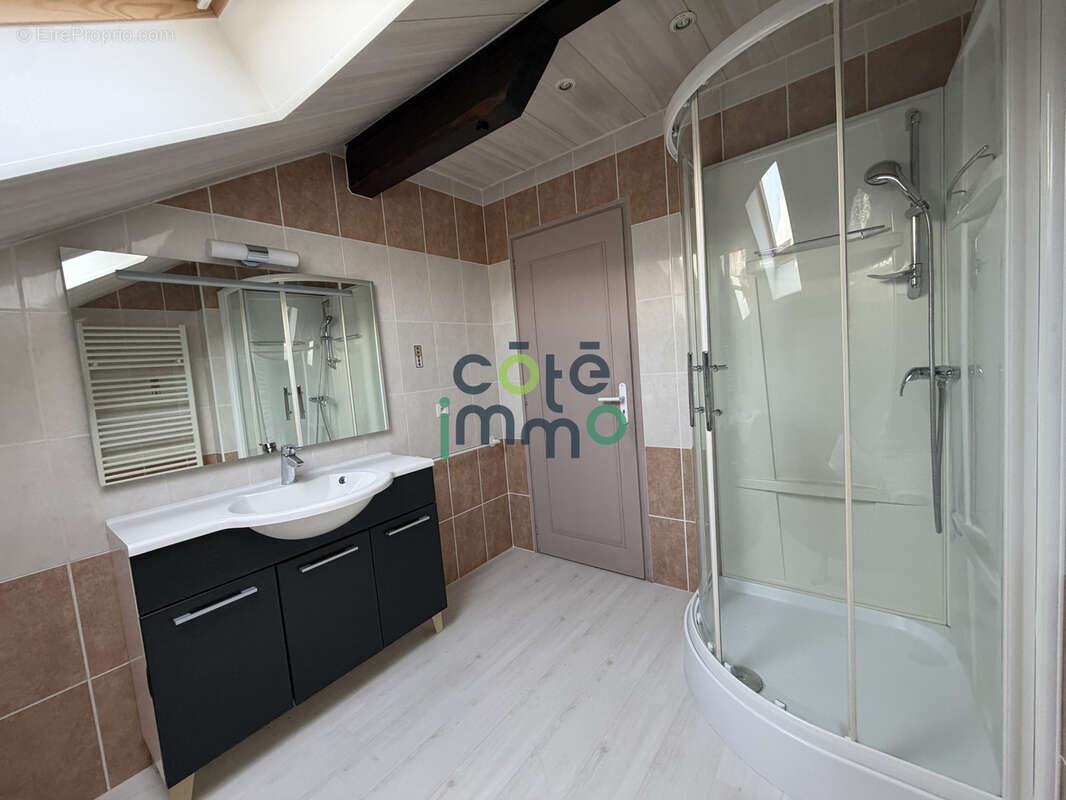Allinges, a vendre grand appartement t2/3 - photo 8
