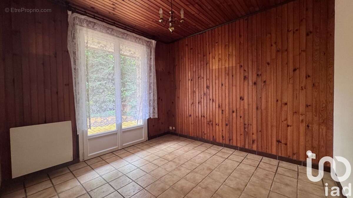 Photo 9 - Maison à MAIZIERES-LA-GRANDE-PAROISSE