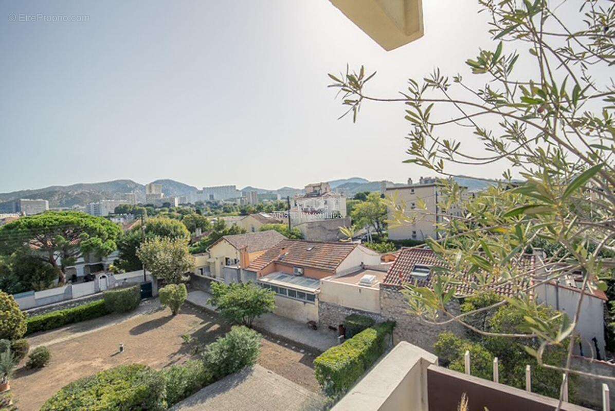 Appartement à MARSEILLE-8E