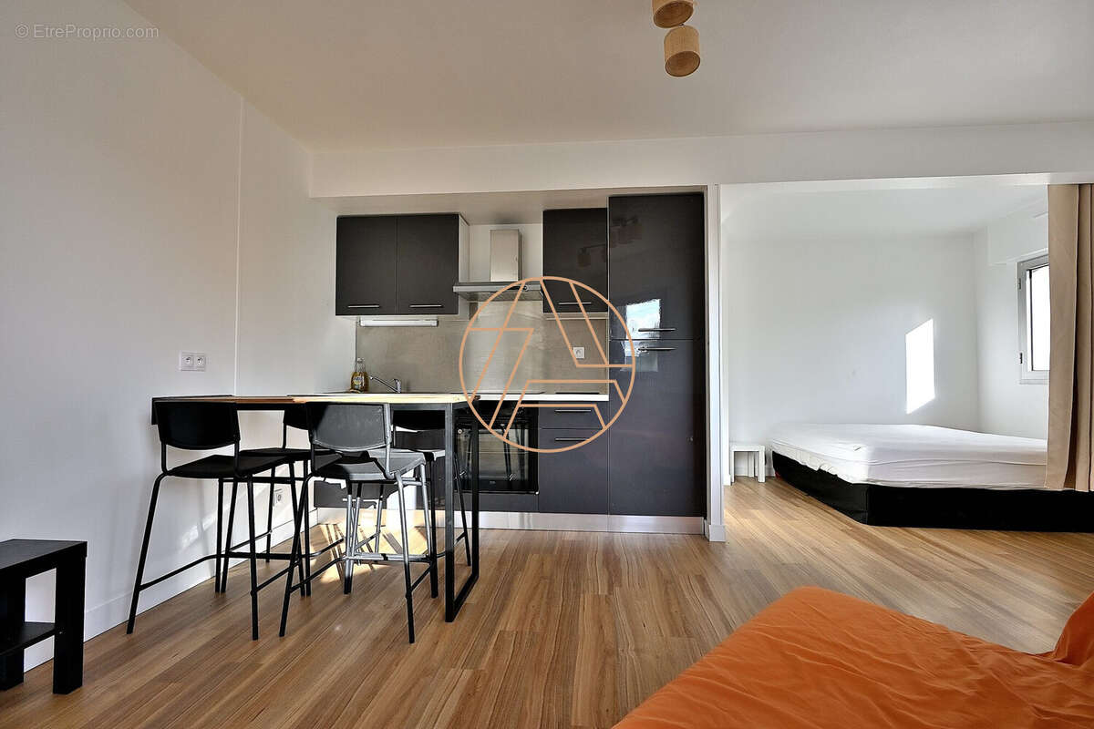 Appartement à SAINT-MAUR-DES-FOSSES