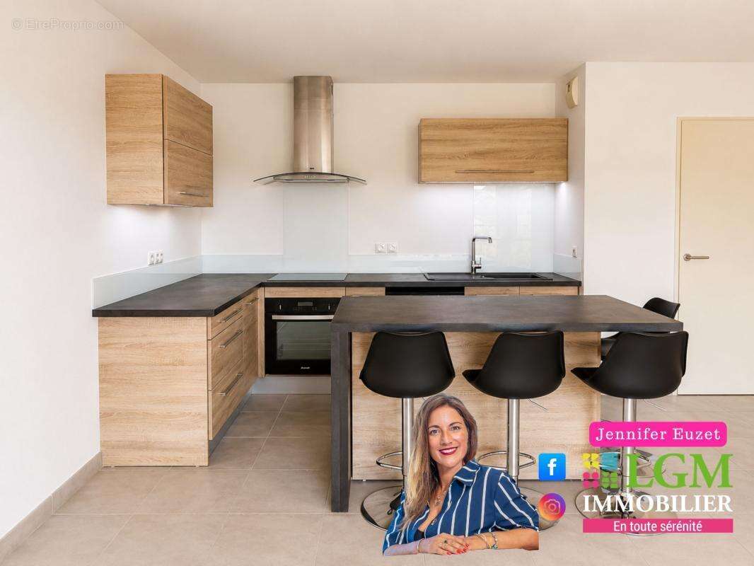 Appartement à LE CRES