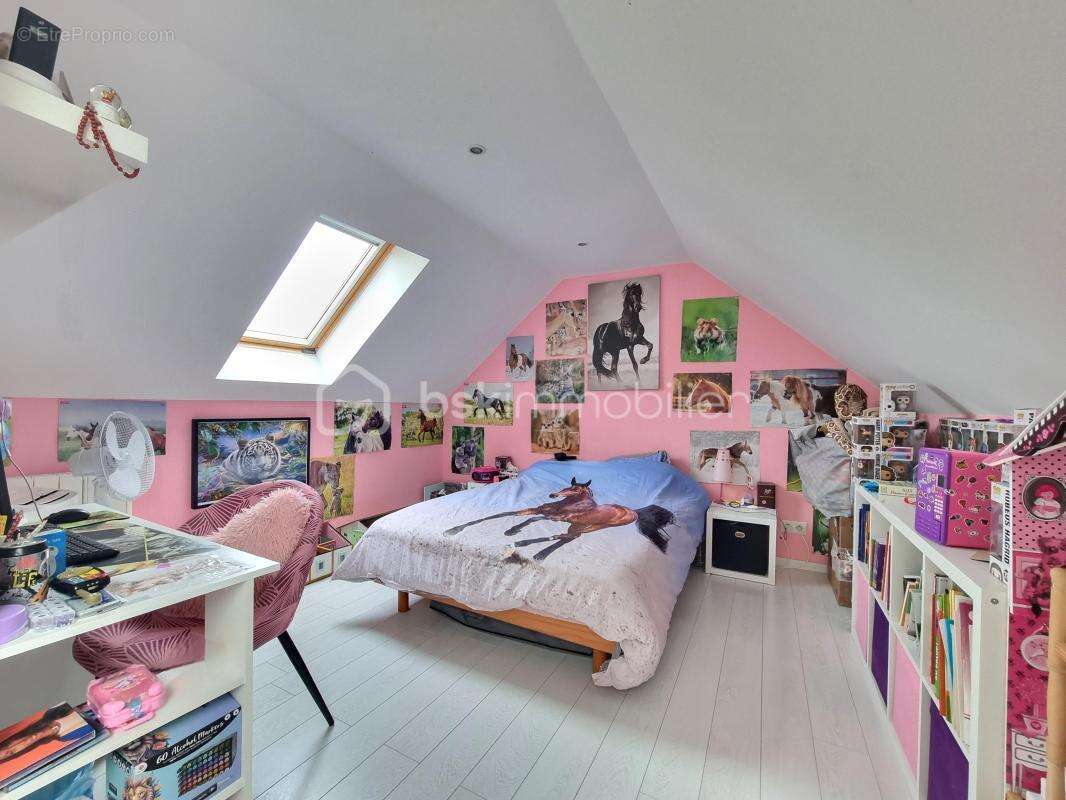 Maison à MONTIGNY-LENCOUP