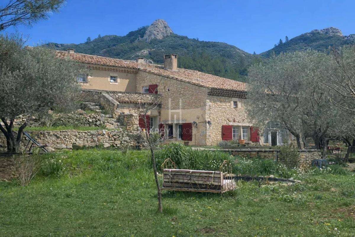 Maison à EYGALIERES