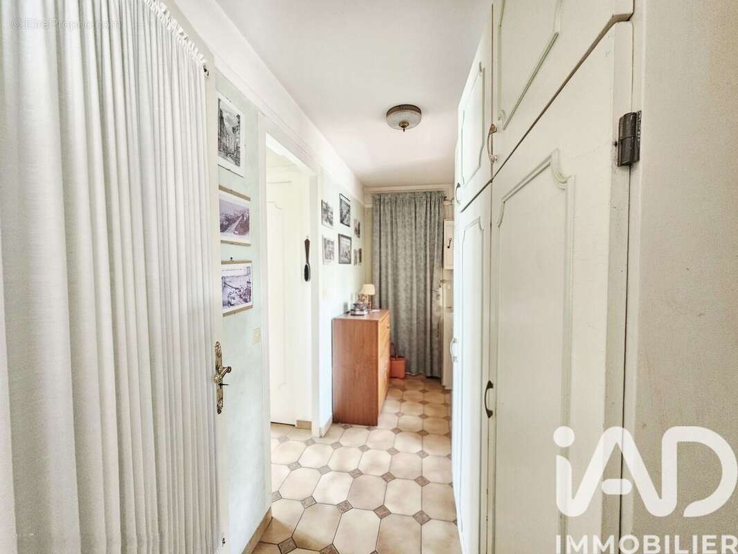 Photo 9 - Appartement à SAINT-DENIS