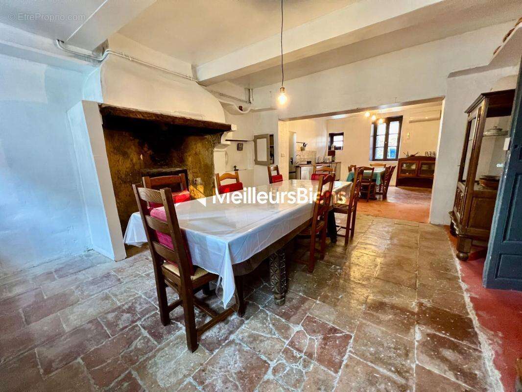 Maison à LUC-SUR-ORBIEU