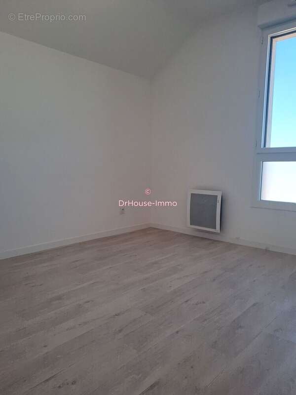 Appartement 77 m² à Tours  - photo 18