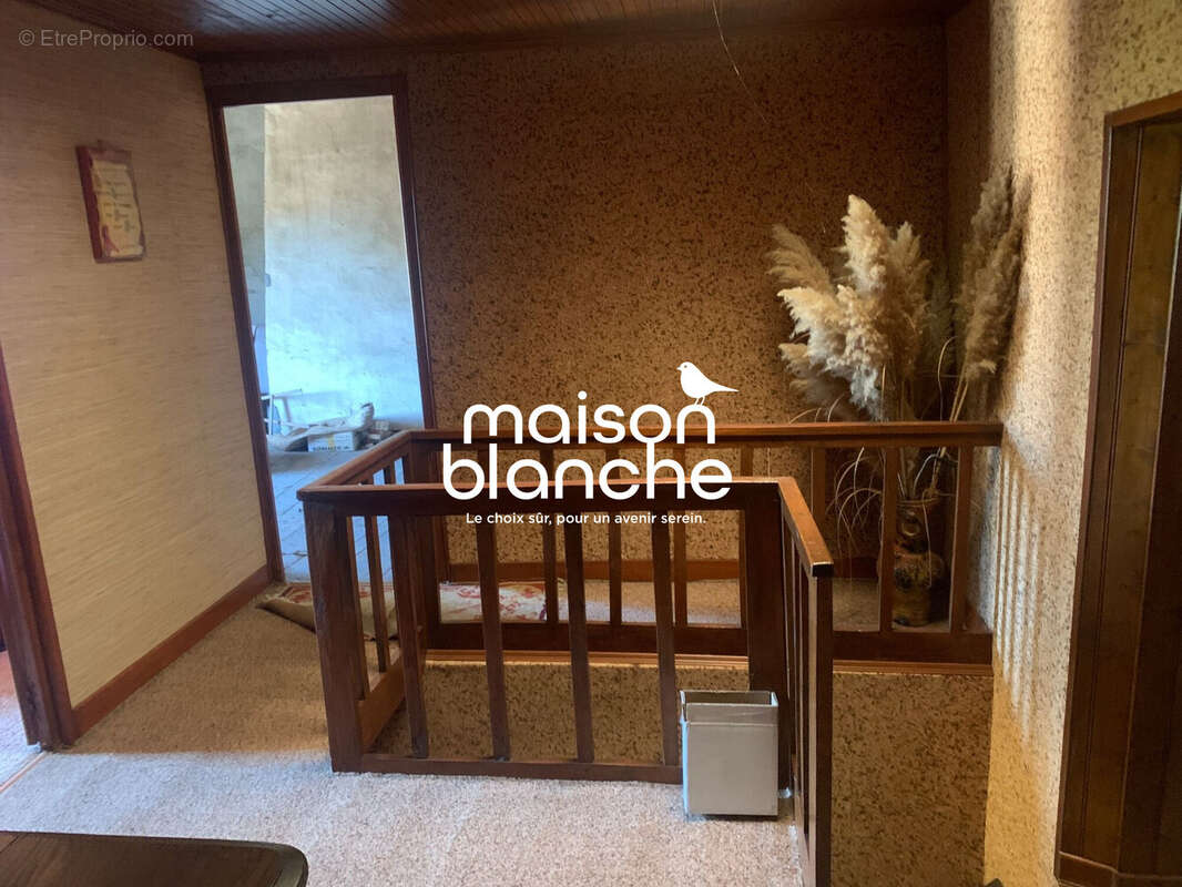 Maison à MAUZE-SUR-LE-MIGNON