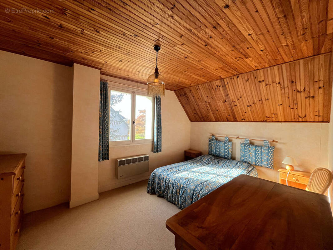 Maison à LUCENAY-LES-AIX