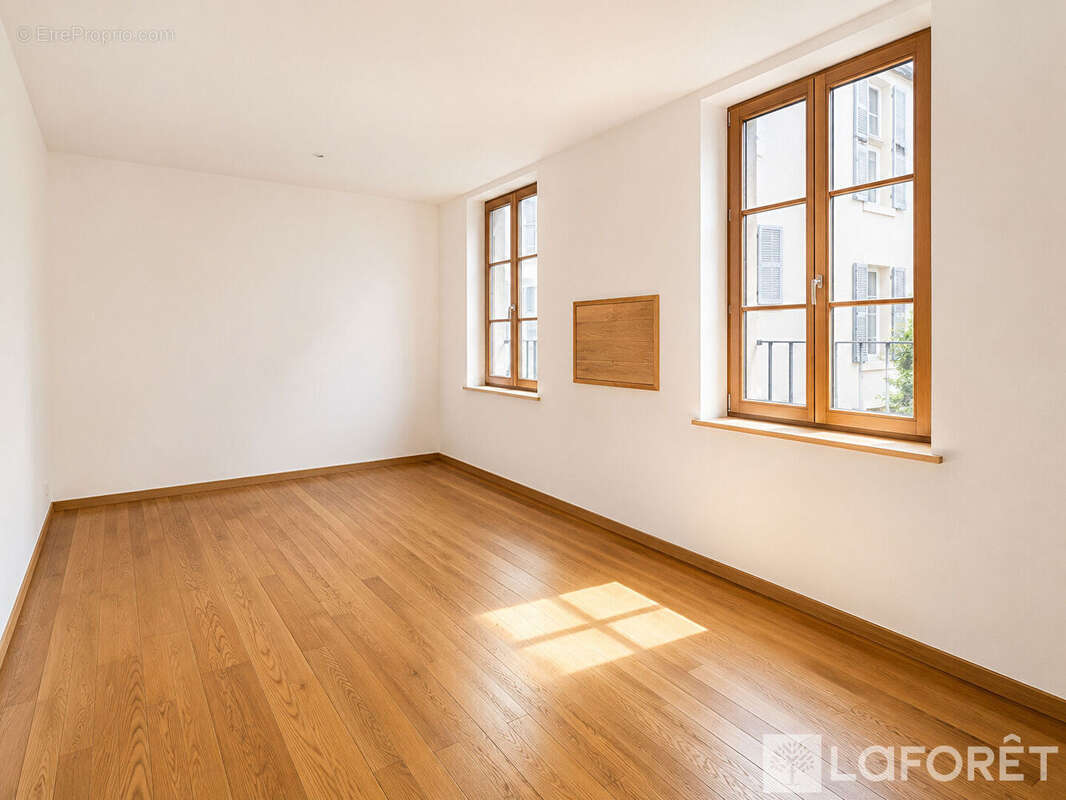 Appartement/Maison - 40 m2 - rue Sleidan à Strasbourg - photo 3