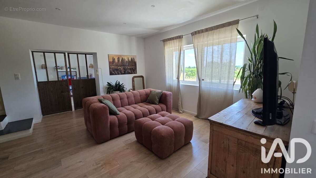 Maison 180 m² à Saillans  - photo 6