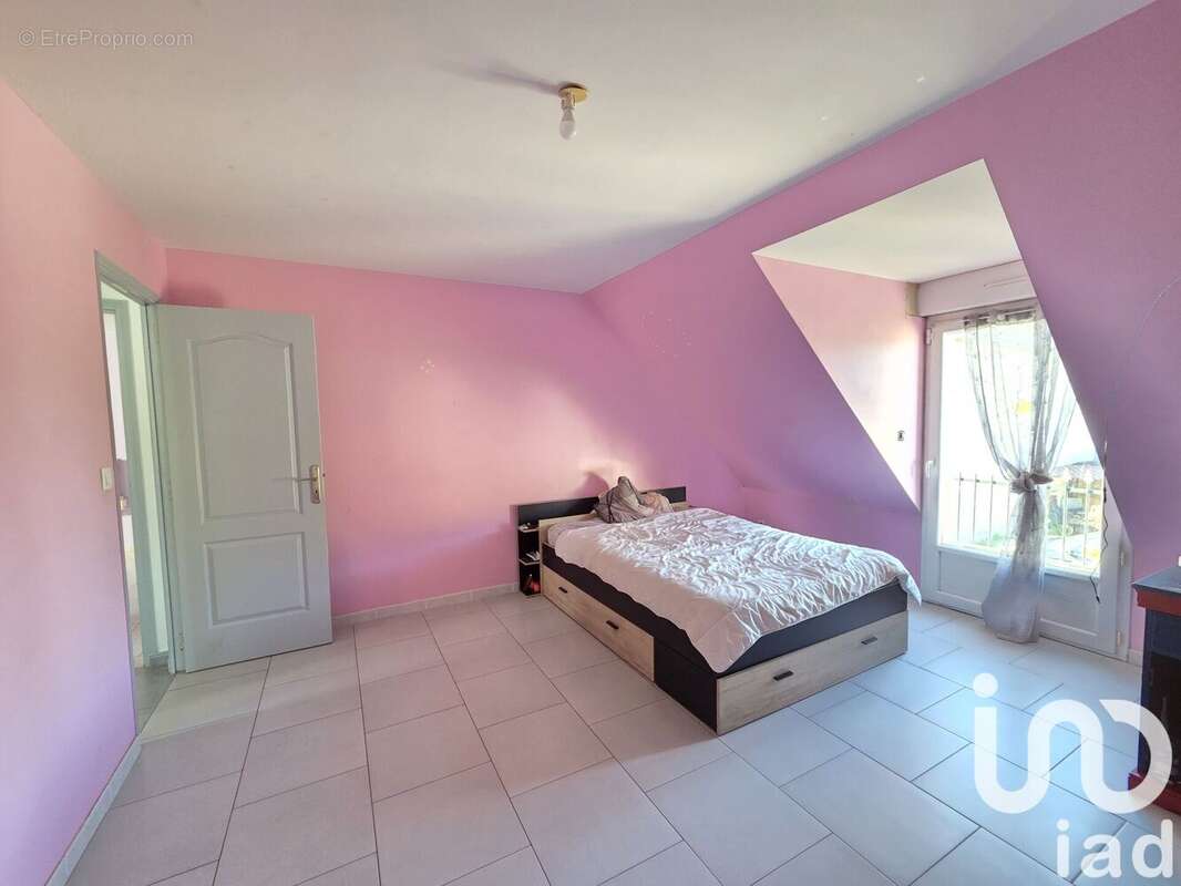 Photo 5 - Maison à ROMILLY-SUR-SEINE