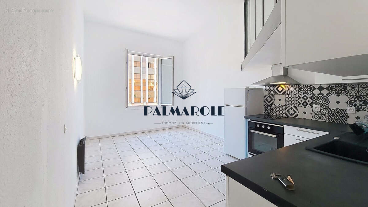 Sejour-cuisine - Appartement à PERPIGNAN