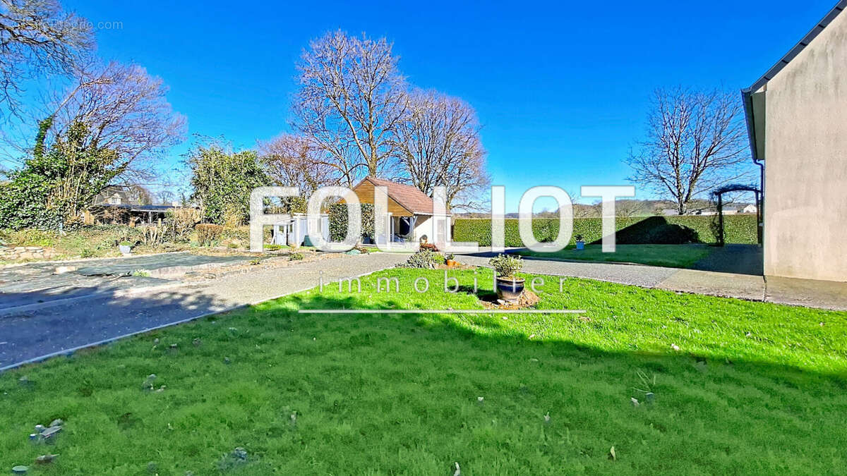 Maison à VILLEDIEU-LES-POELES