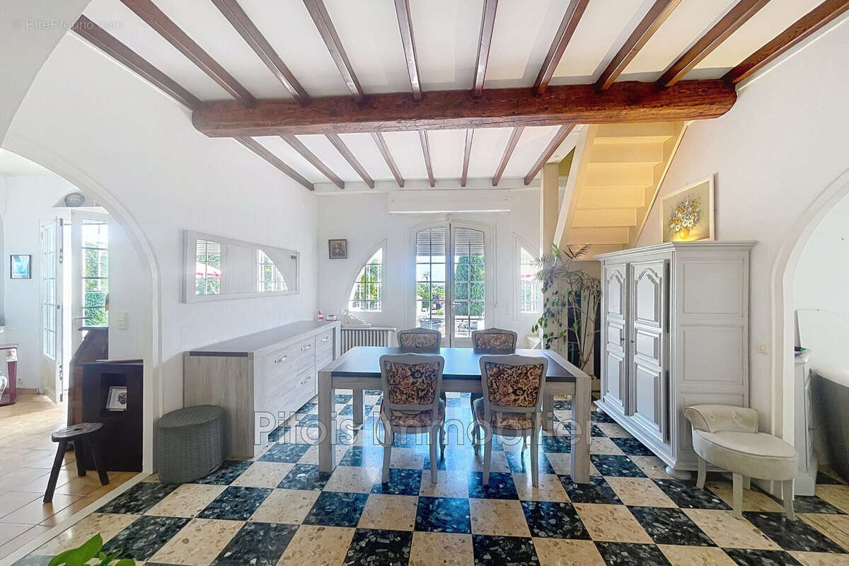 Maison à ANTIBES