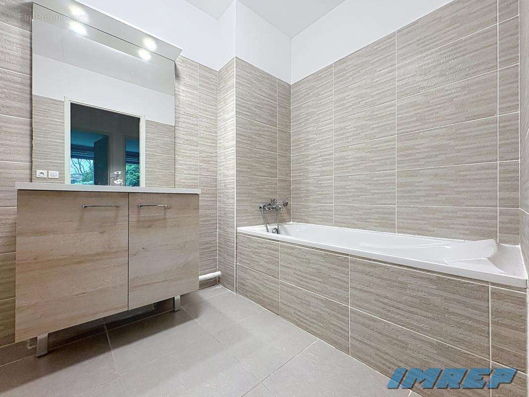 Appartement à MARSEILLE-9E