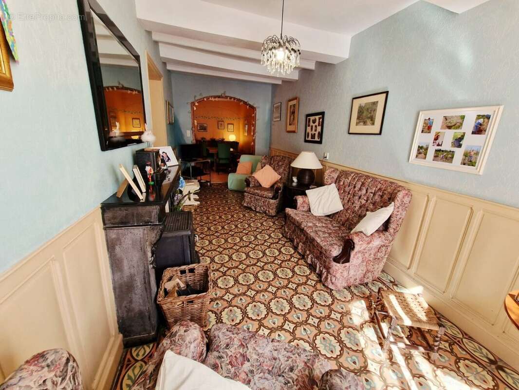 Maison à BESSAN