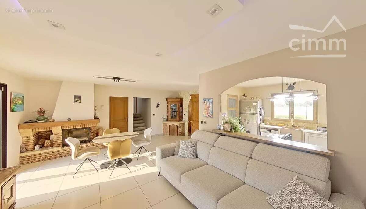 Maison à VAULX-EN-VELIN