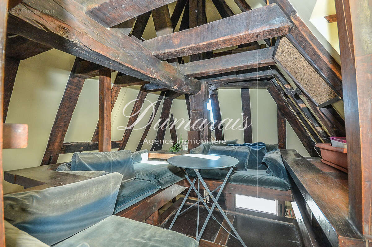 Appartement à PARIS-4E