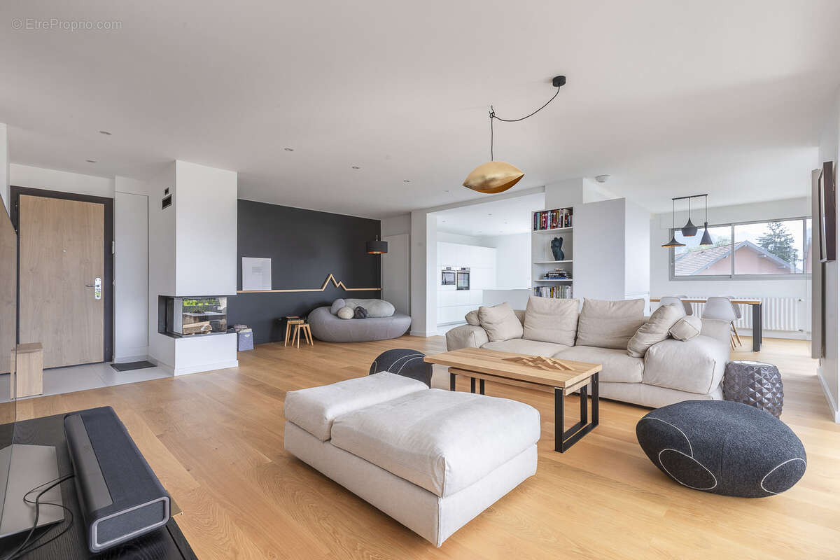 Appartement à ANNECY-LE-VIEUX
