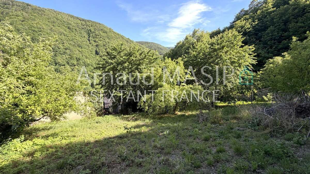 Maison de hameau 4f a renover, 3-ch, jardin, terrasse, grange attenante - photo 21