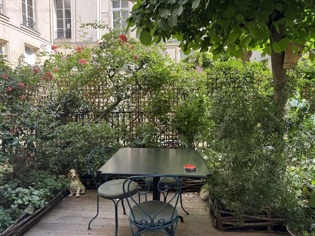 Appartement à PARIS-4E