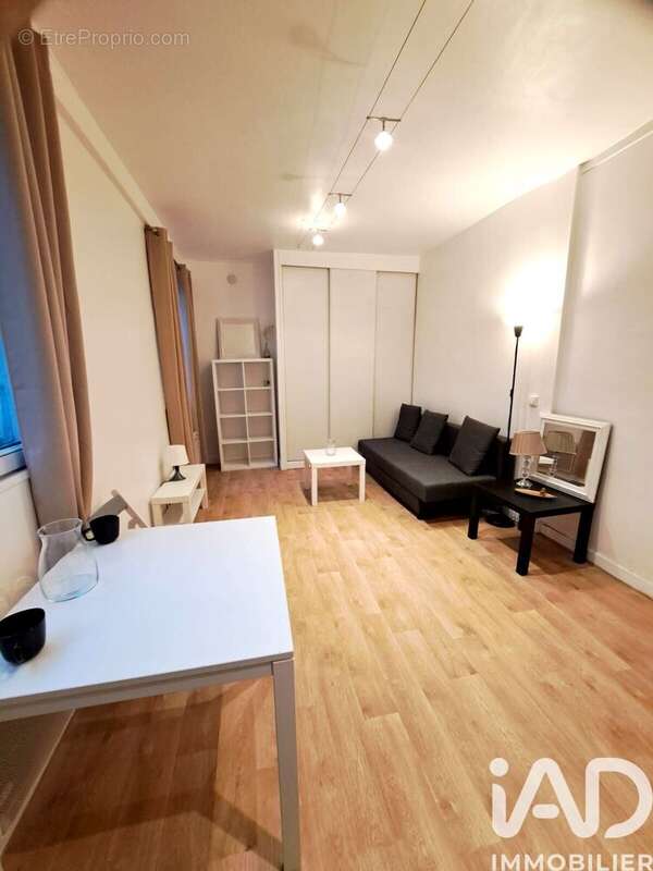 Photo 2 - Appartement à PARIS-20E