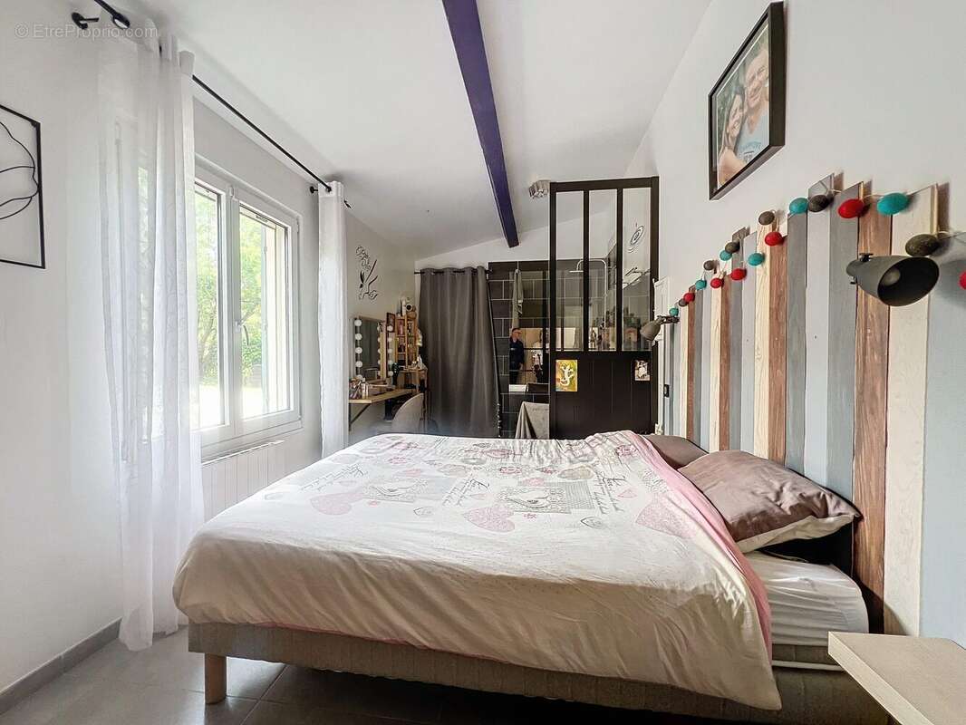 Maison à LE CASTELLET