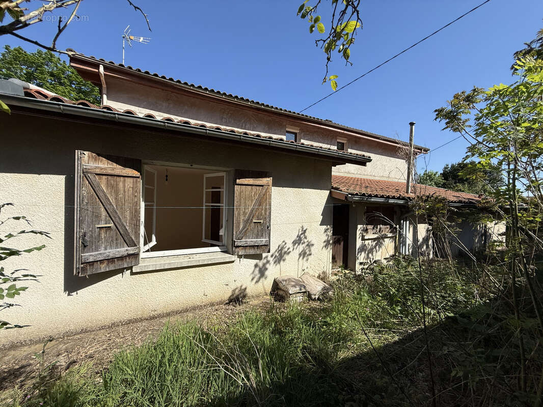 Maison à LARROQUE-SUR-L&#039;OSSE