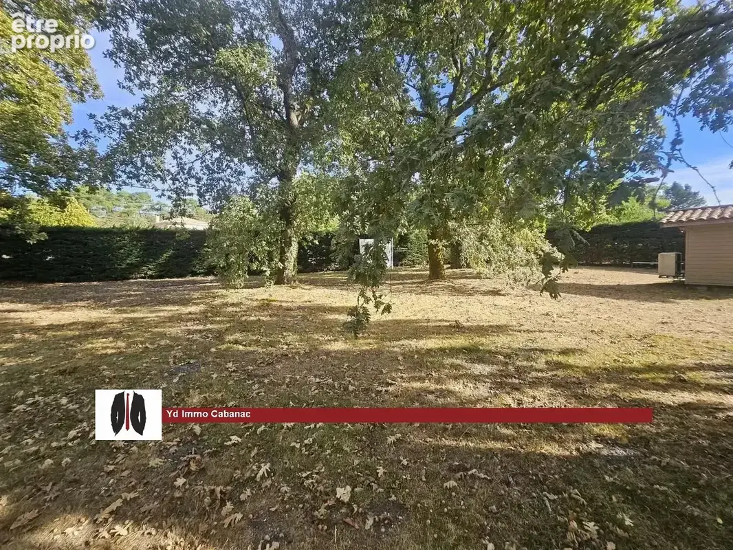 Salles – Belle maison de plain-pied avec piscine, grands volumes et terrain de plus de 2 400 m² Un cadre privilégié, de beaux vo - photo 3