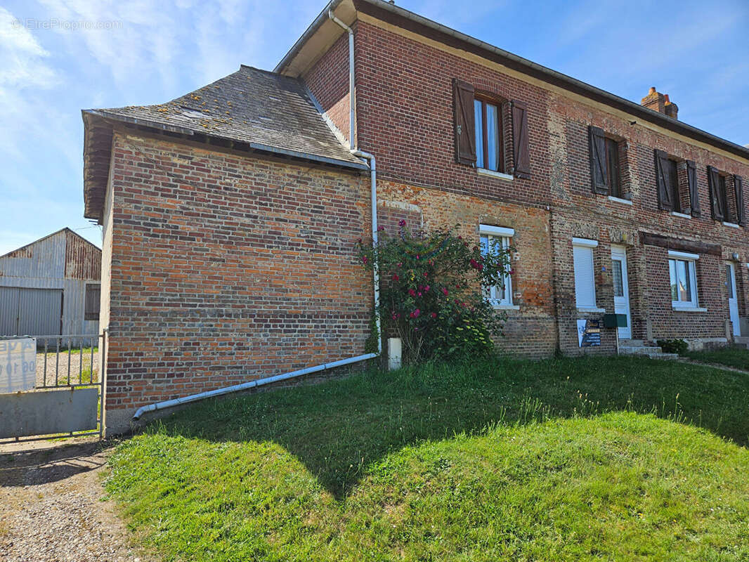 Maison à MESNIL-RAOUL