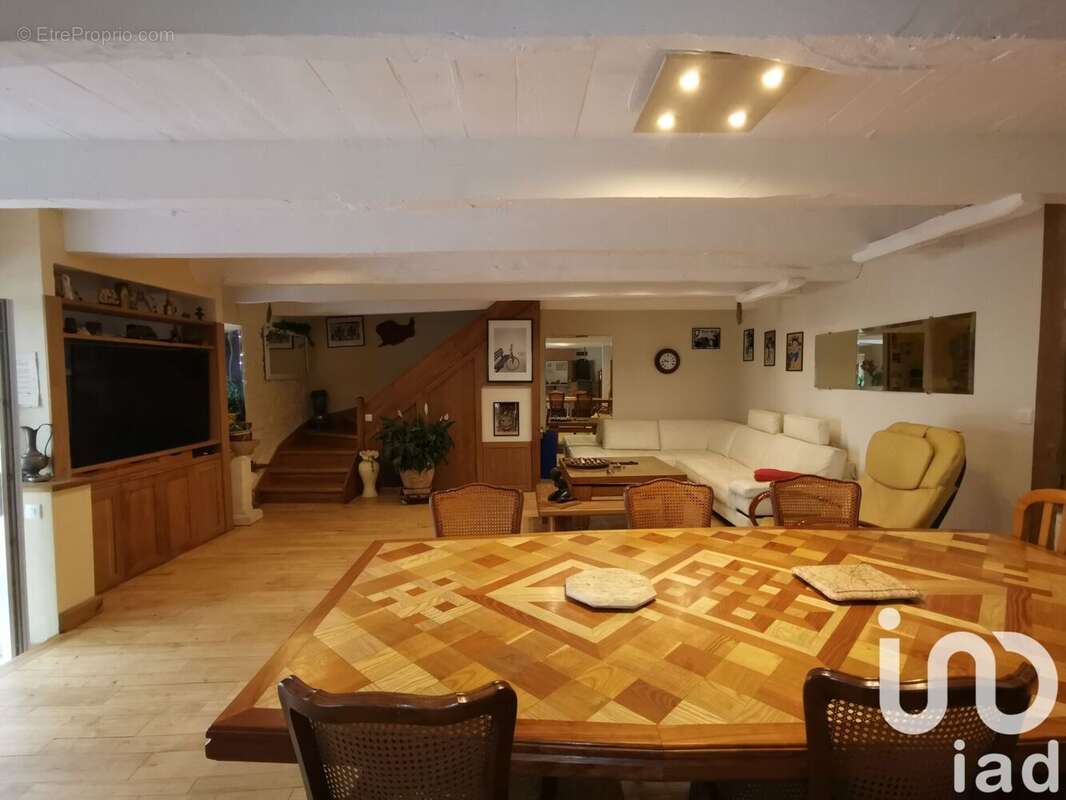 Maison 173 m² à Curvalle  - photo 3