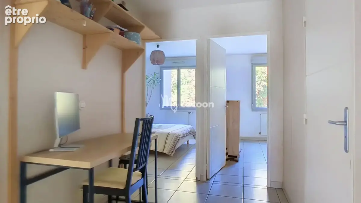 Caluire Saint Clair - 4 pièce(s) - 77.20 m2 - balcon - photo 8