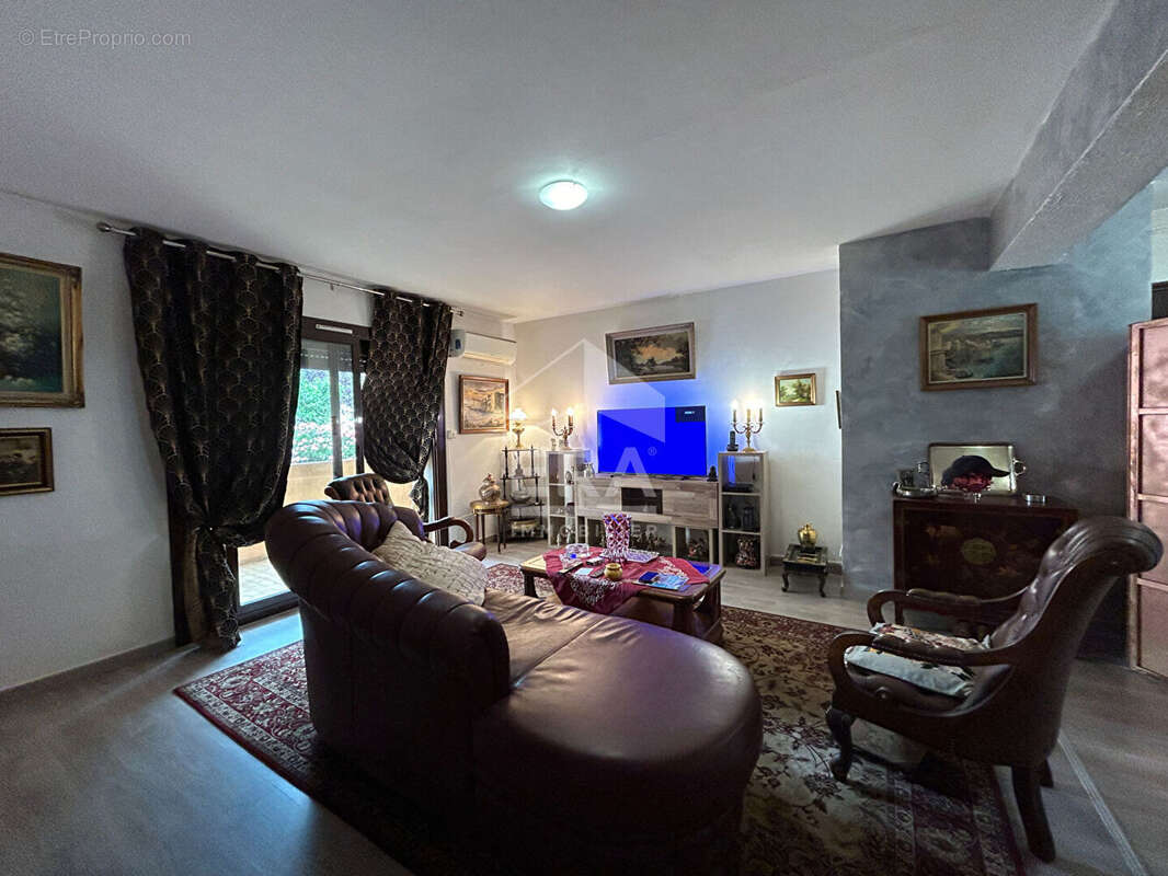Appartement 82m² à borgo - photo 4